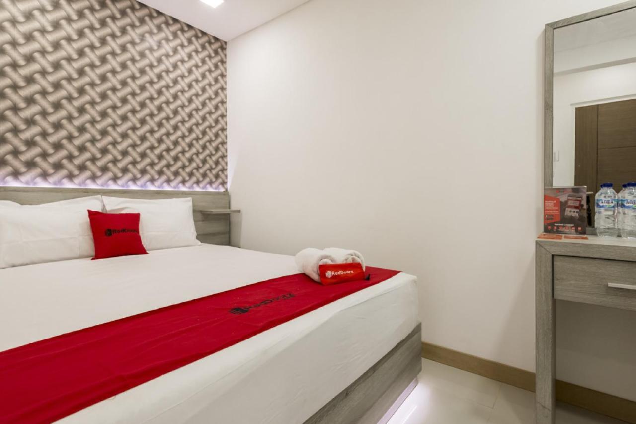 Reddoorz Syariah @ Griya Shanta Malang Exteriör bild